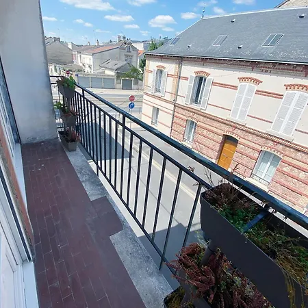 Apartment Chez Clem - Spacieux T3 - Proche Centre - Netflix Reims